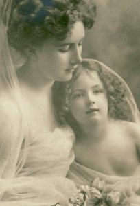 madre e hija foto antigua